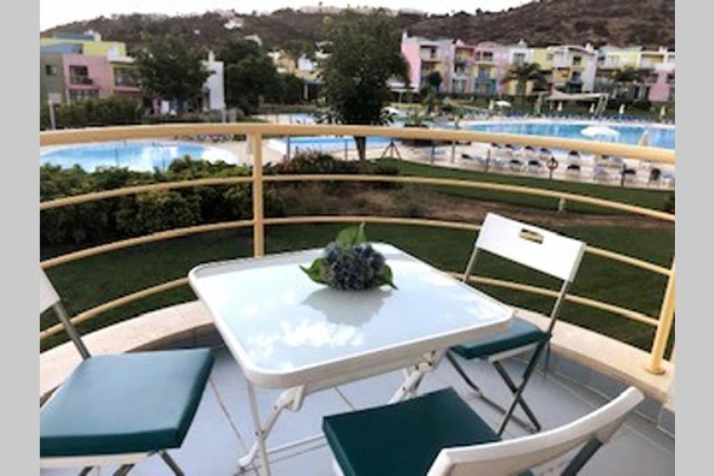 Colorful Cozy Apartment View Албуфейра Экстерьер фото